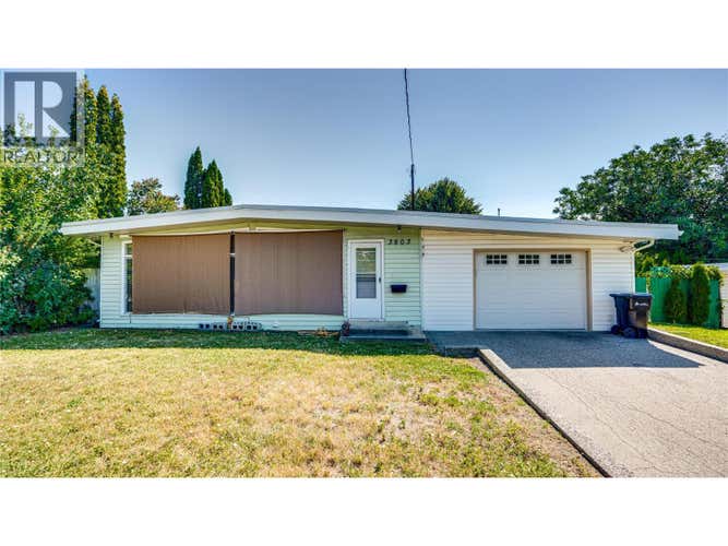 3803 Alexis Park Drive