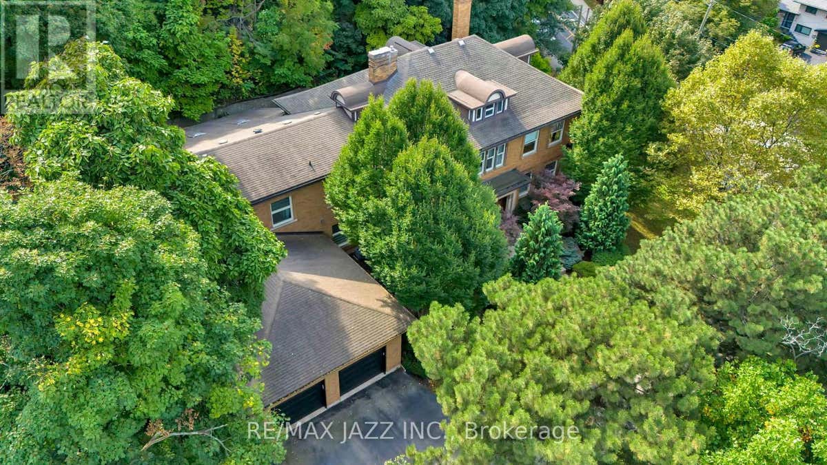 407 QUEEN STREET S, Hamilton (Durand), ON L8P3T8 House For Sale RE