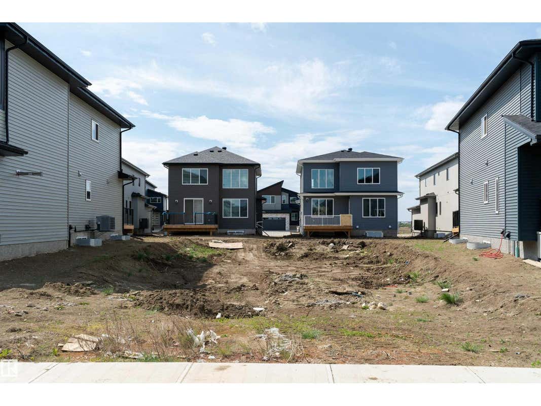 2703 62 AVE