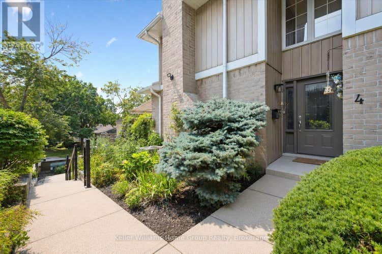 4 - 106 WOODLAWN ROAD E