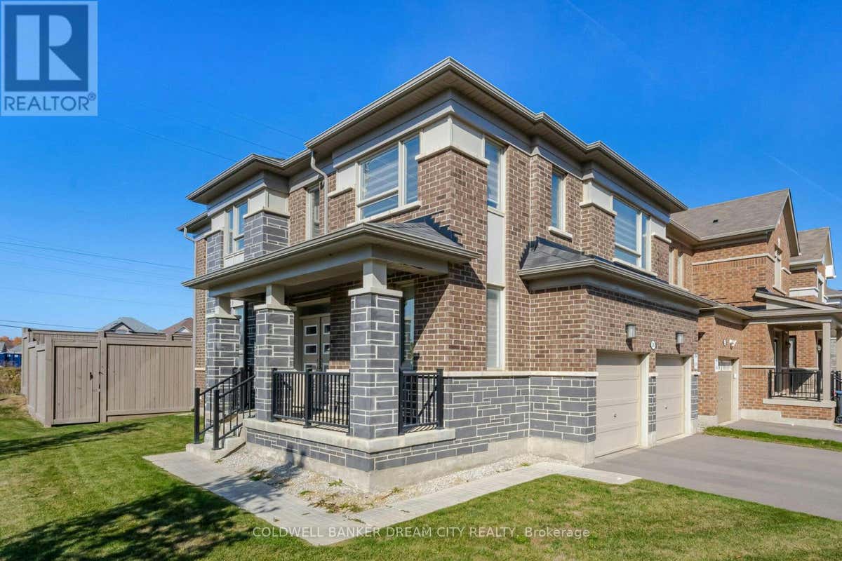24 CALLAHAN COURT, Brampton (Northwest Brampton), ON L7A0C2 House For