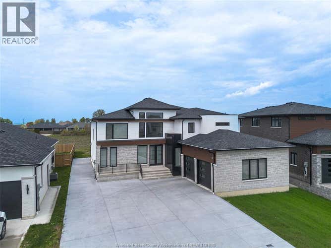 7 CYPRESS POINTE