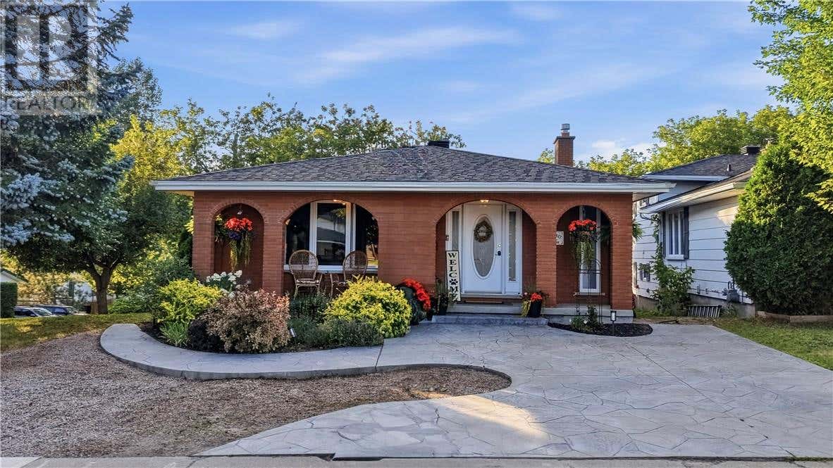 22 COLLINS DRIVE