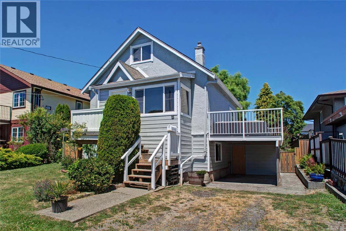 236 CREASE AVE