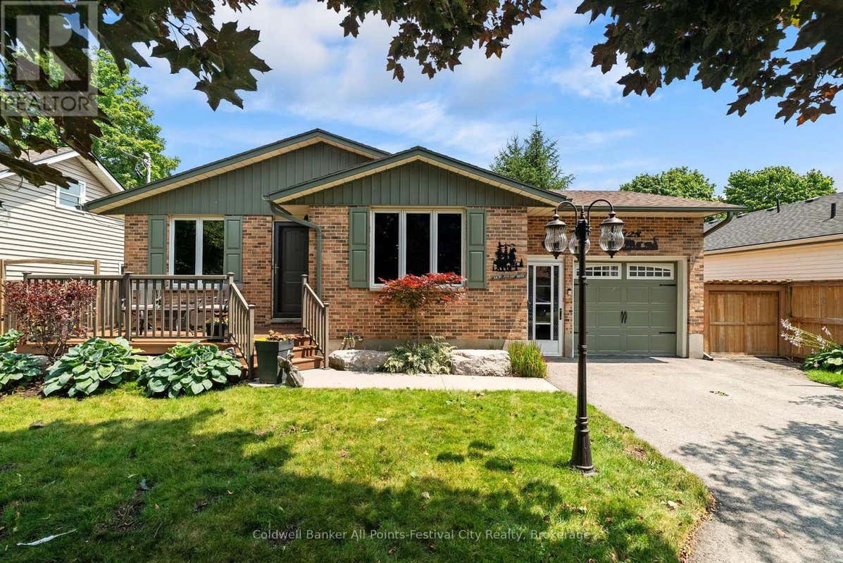 128 CAMBRIA ROAD N