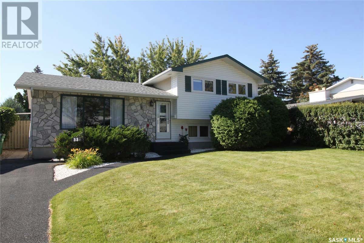336 Dalhousie CRESCENT, Saskatoon, SK S7H3S1 À vendre RE/MAX SK983725