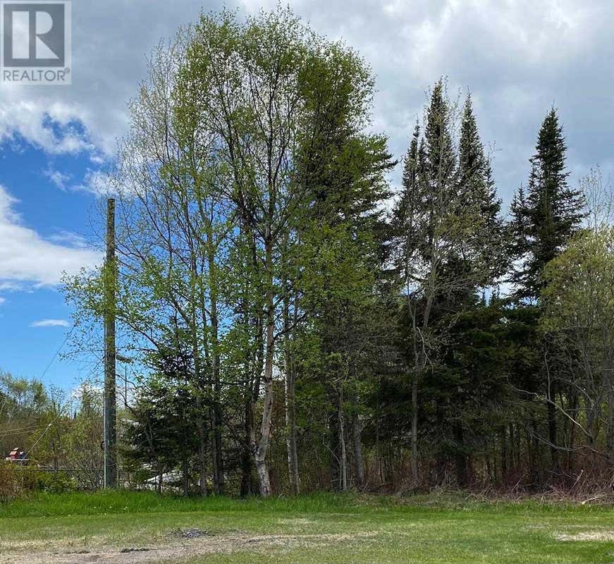 47 EASTGROVE CRES