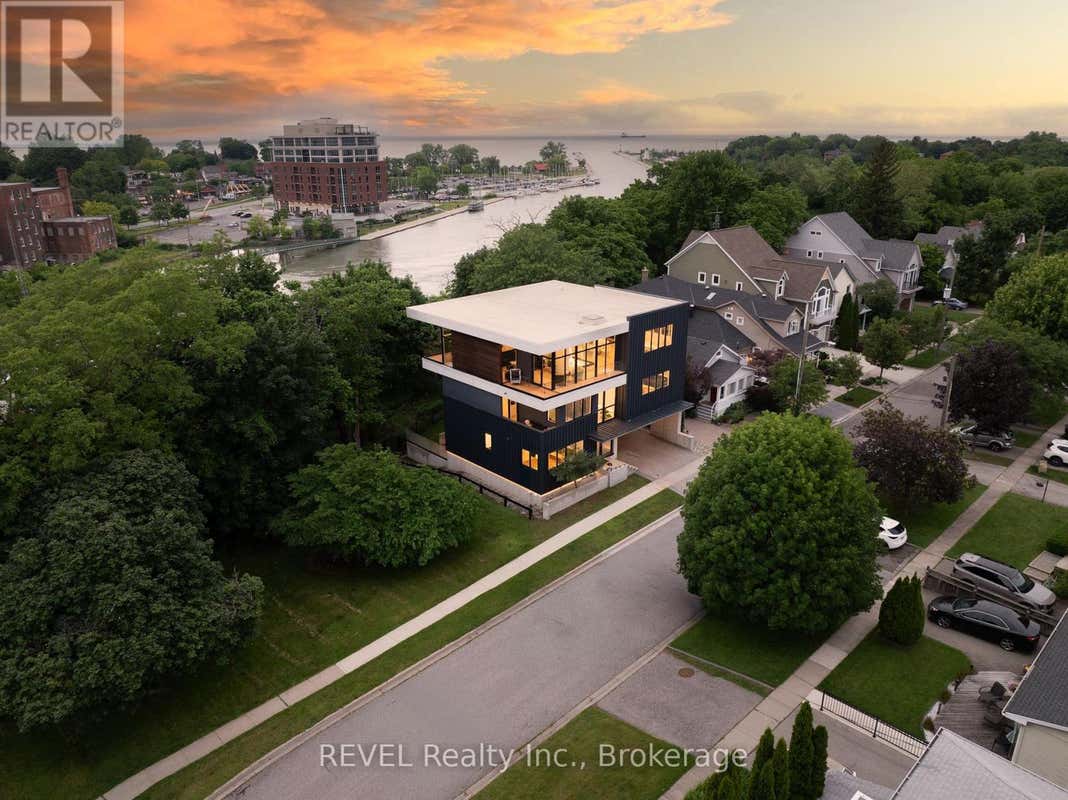 5 MICHIGAN AVENUE