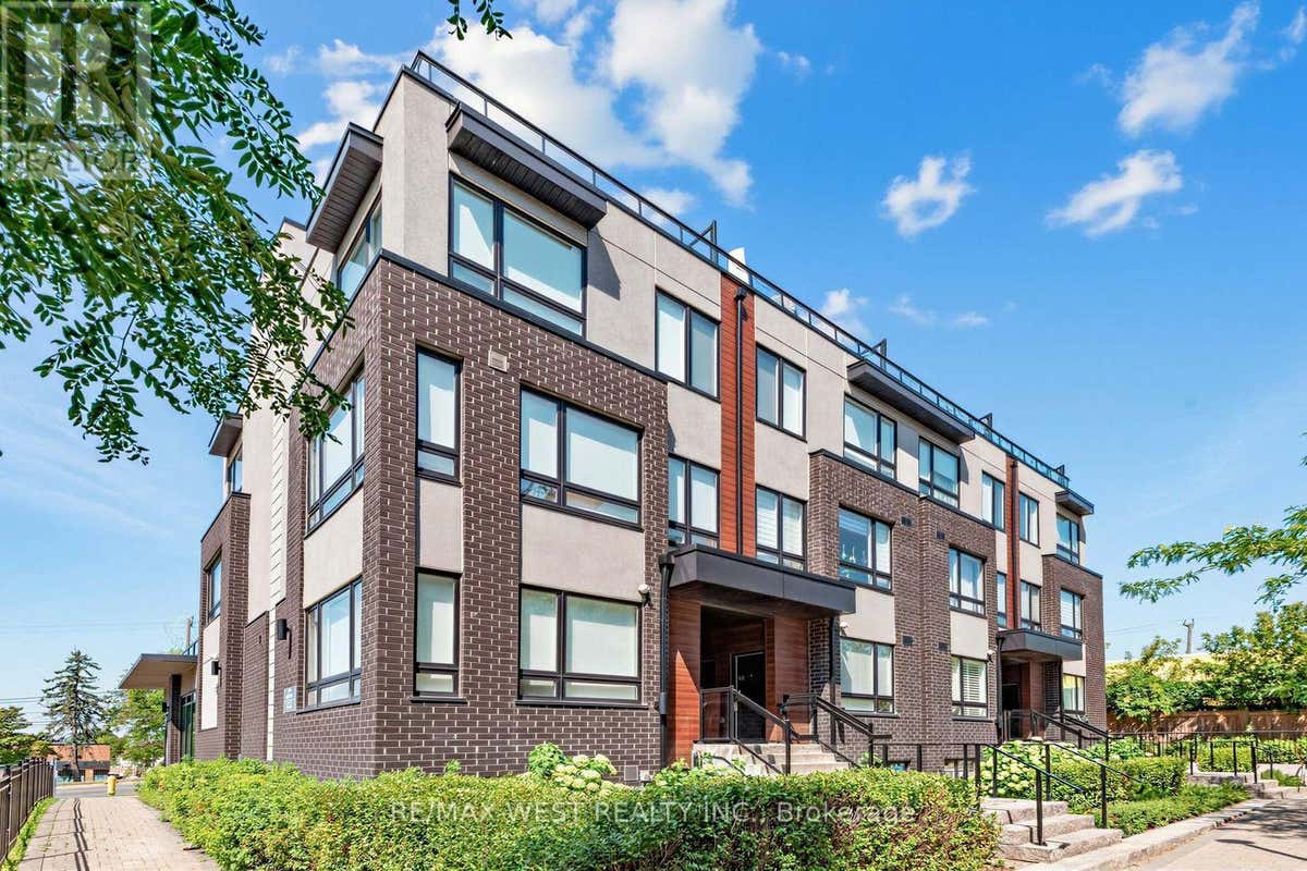 303 - 1150 BRIAR HILL AVENUE