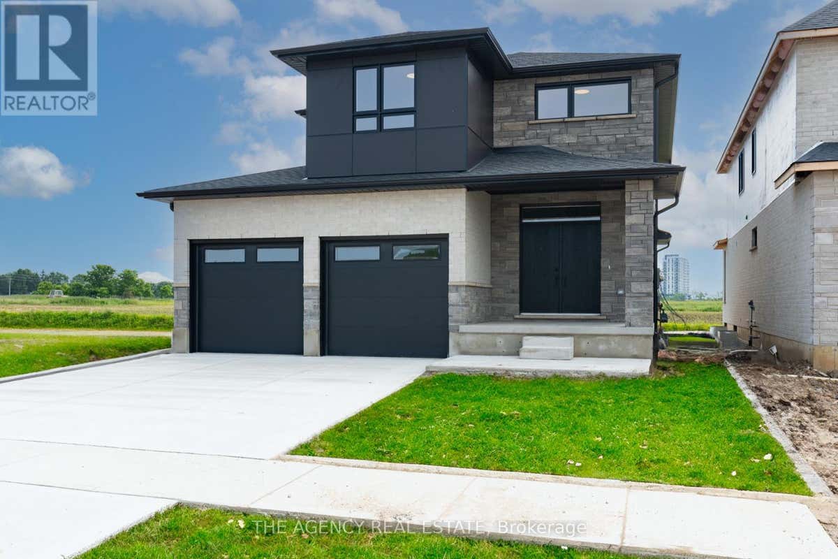 3112 REGIMENT ROAD W