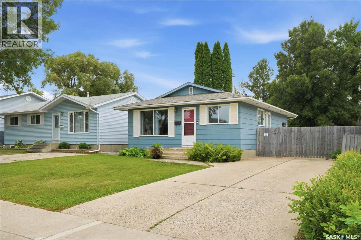 338 BROCK CRESCENT