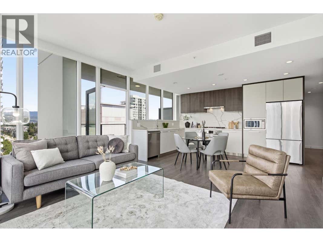1604 567 CLARKE ROAD