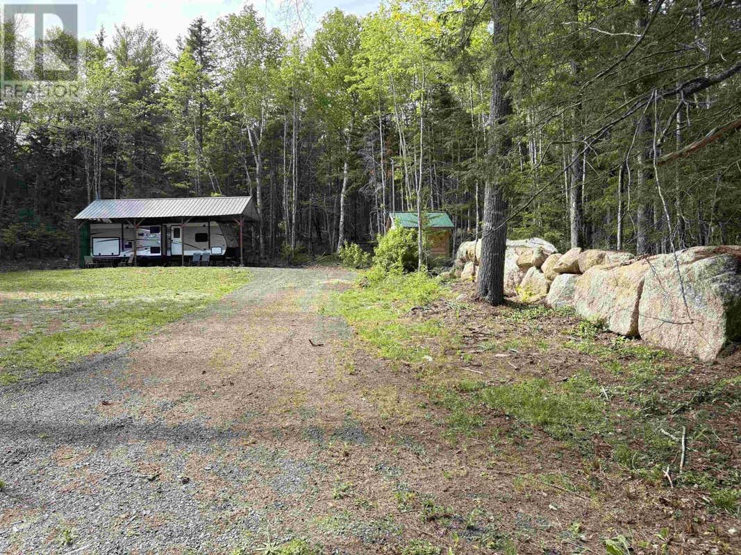 535 GRAND LAKE ROAD