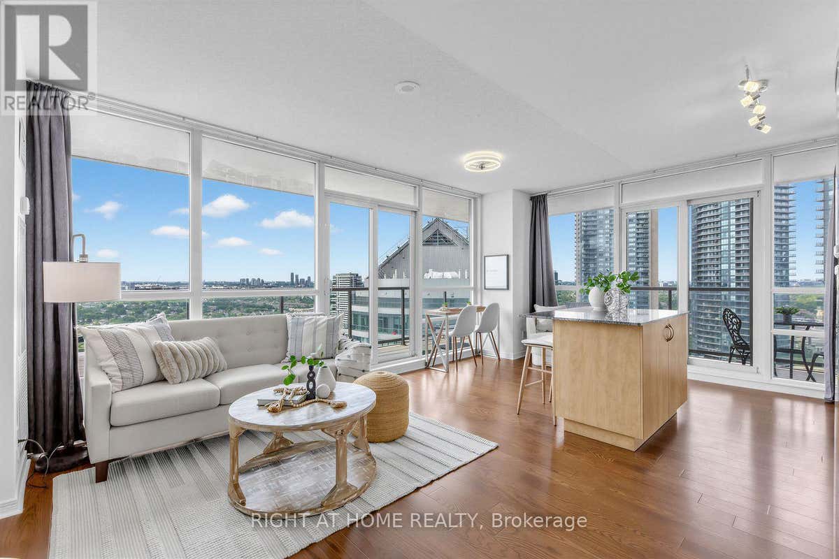 3104 - 2240 LAKE SHORE BOULEVARD W