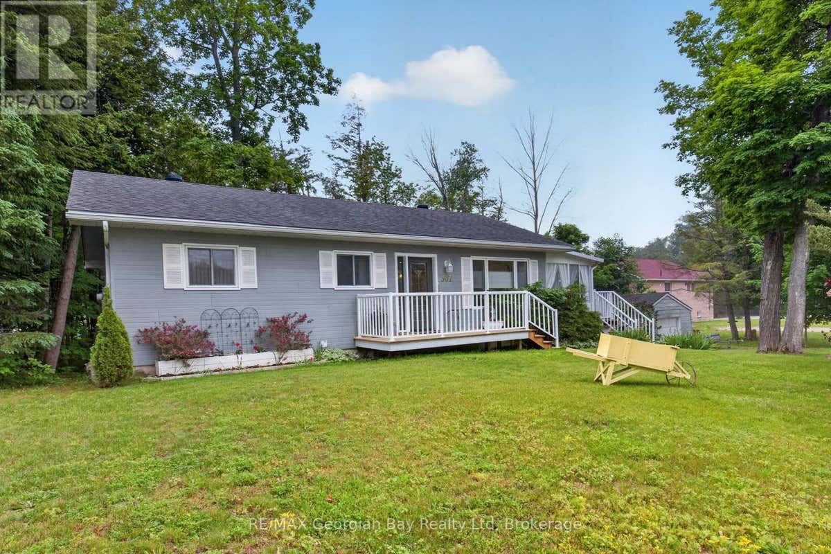 307 BALM BEACH ROAD W