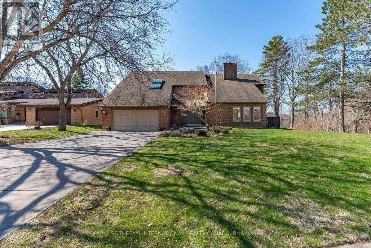 20 RIDGEVIEW COURT