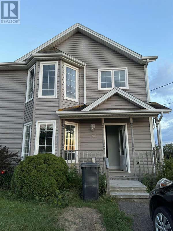 52 Parent St  