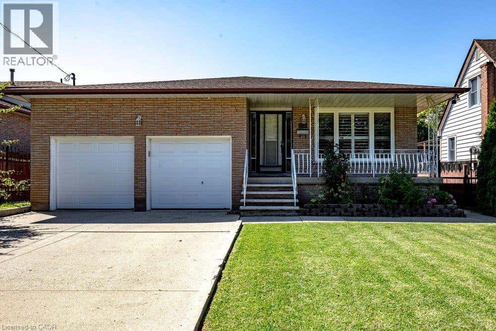 118 POTTRUFF ROAD S