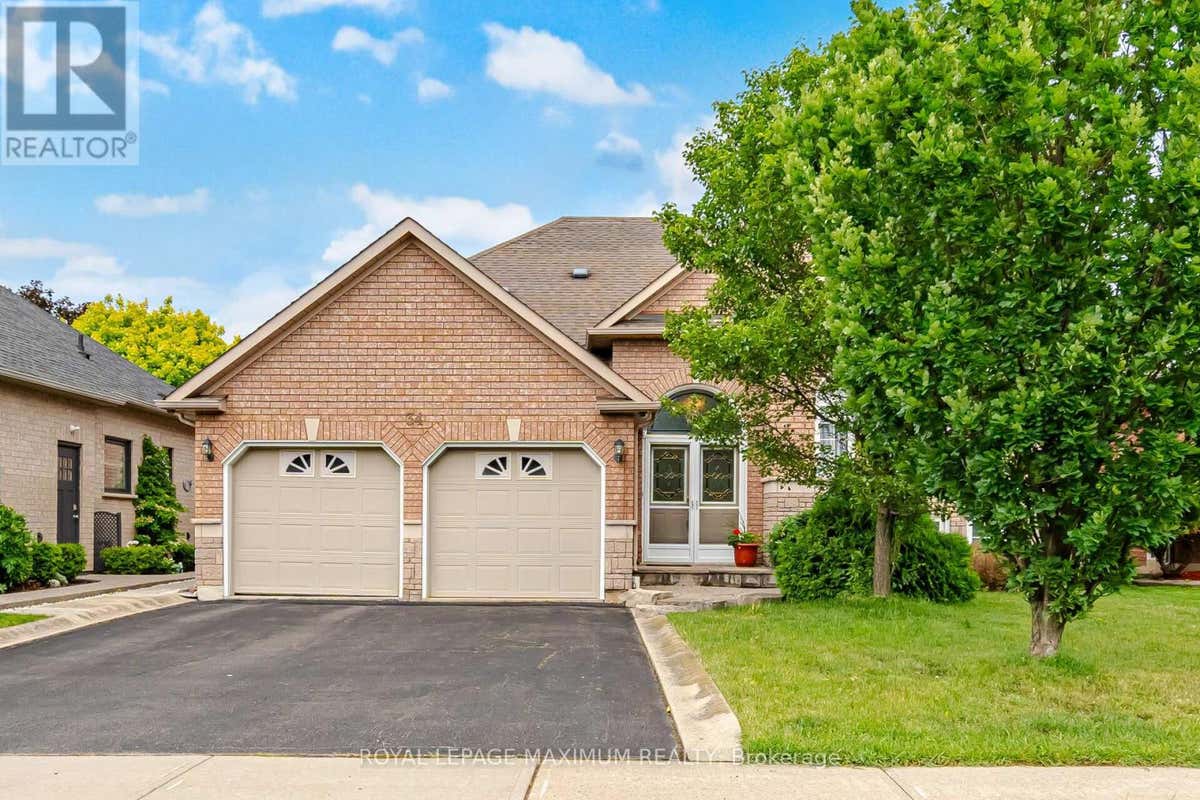 34 KIRKWOOD CRESCENT