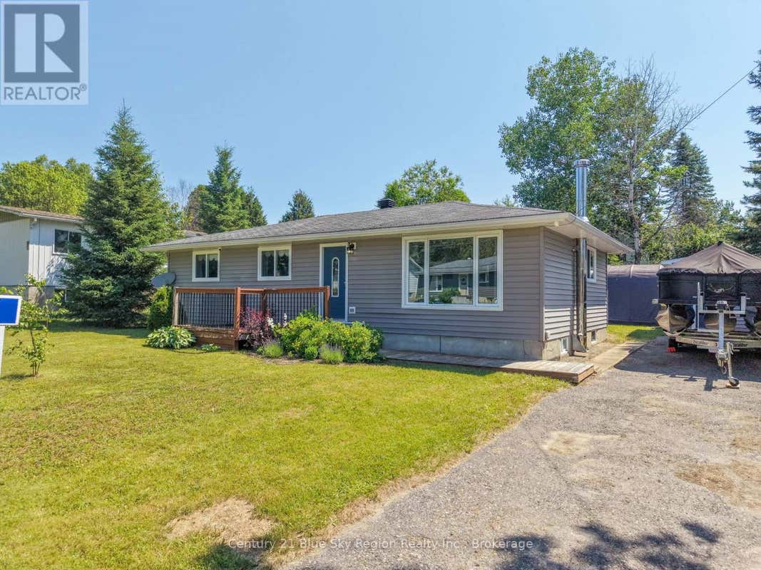 7 BIRCH CRESCENT