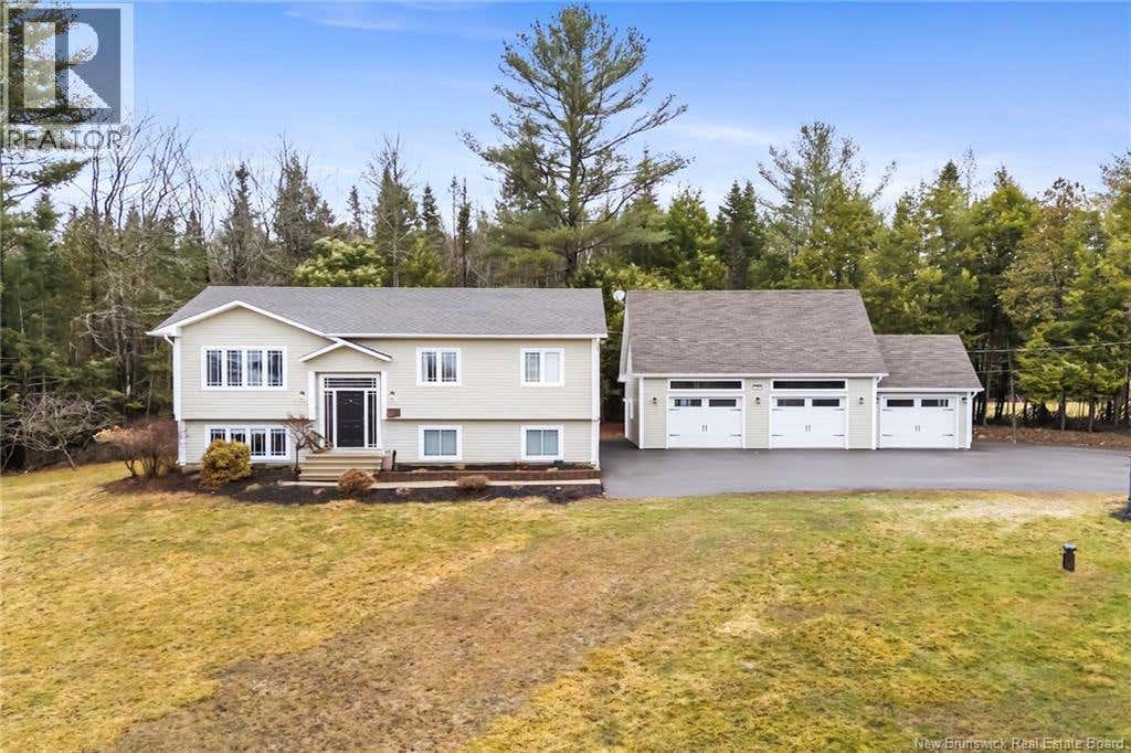 186 ROLLING HILL DRIVE