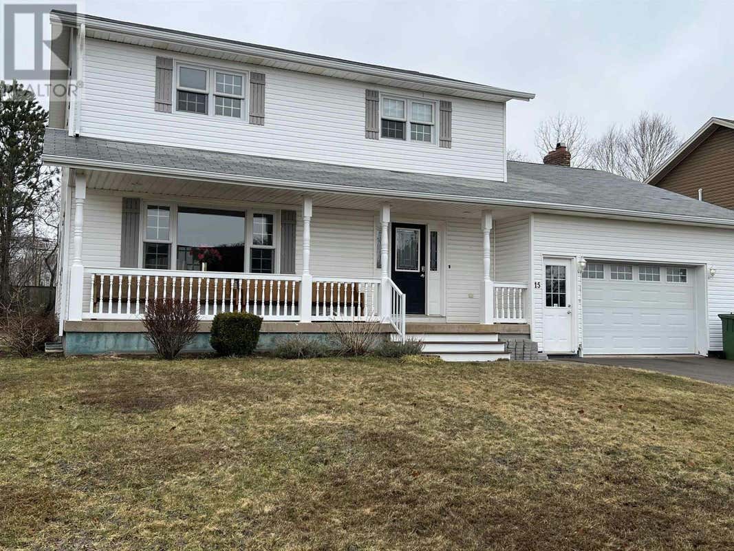 15 MacArthur Dr  