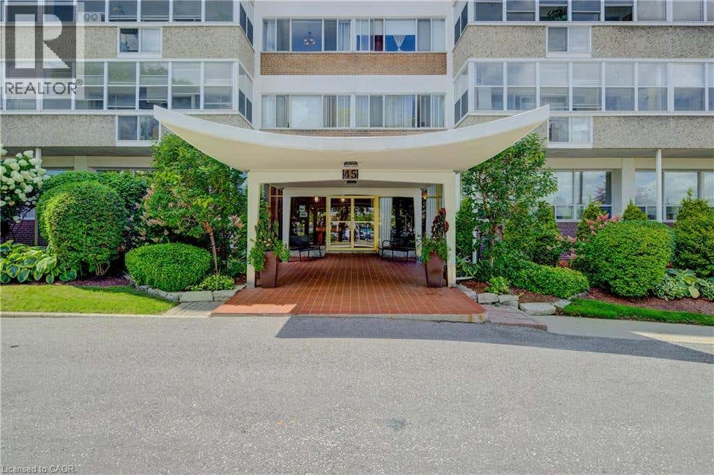 45 WESTMOUNT Road N Unit# 407, Waterloo, ON N2L2R3 Home For Rent | RE ...