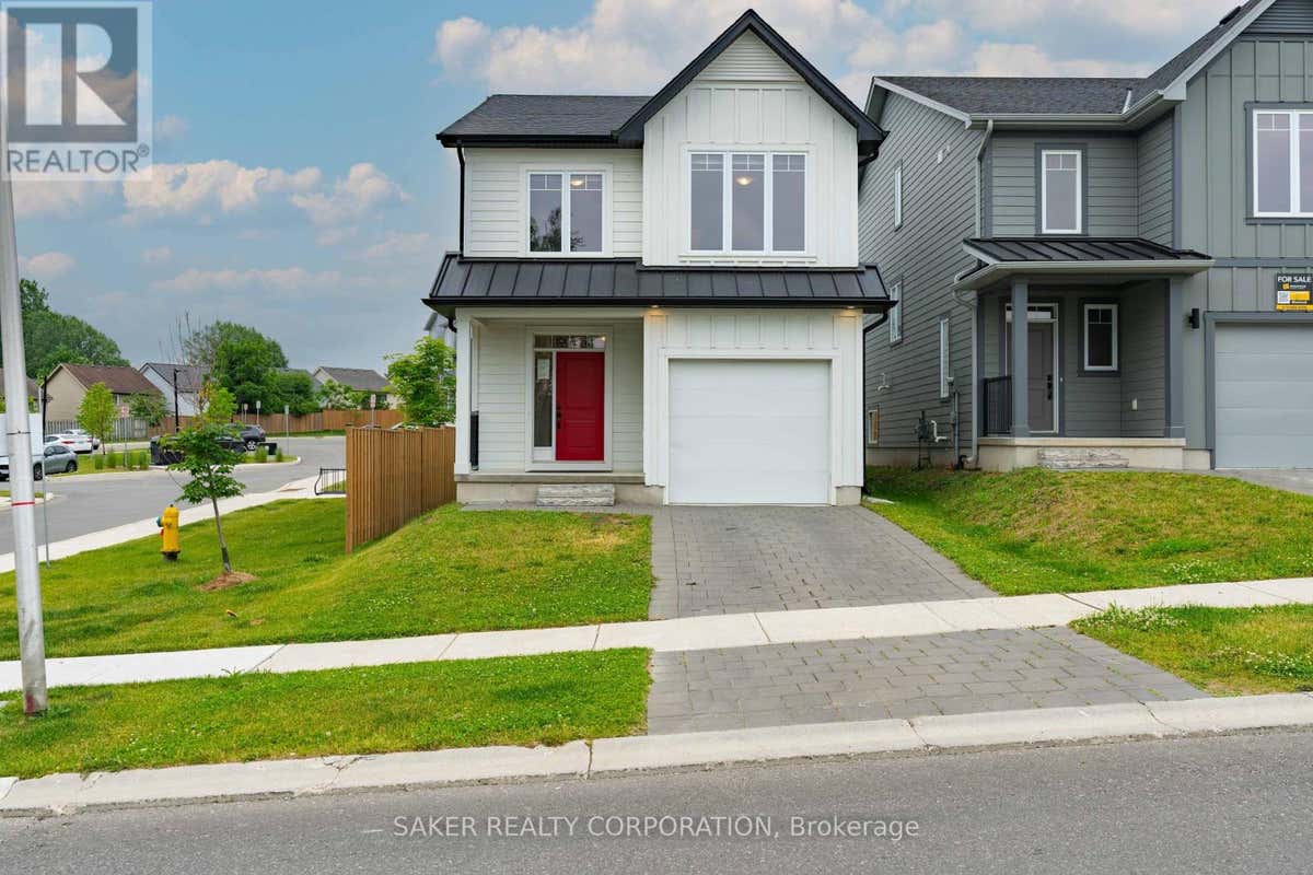 939 DEVERON CRESCENT