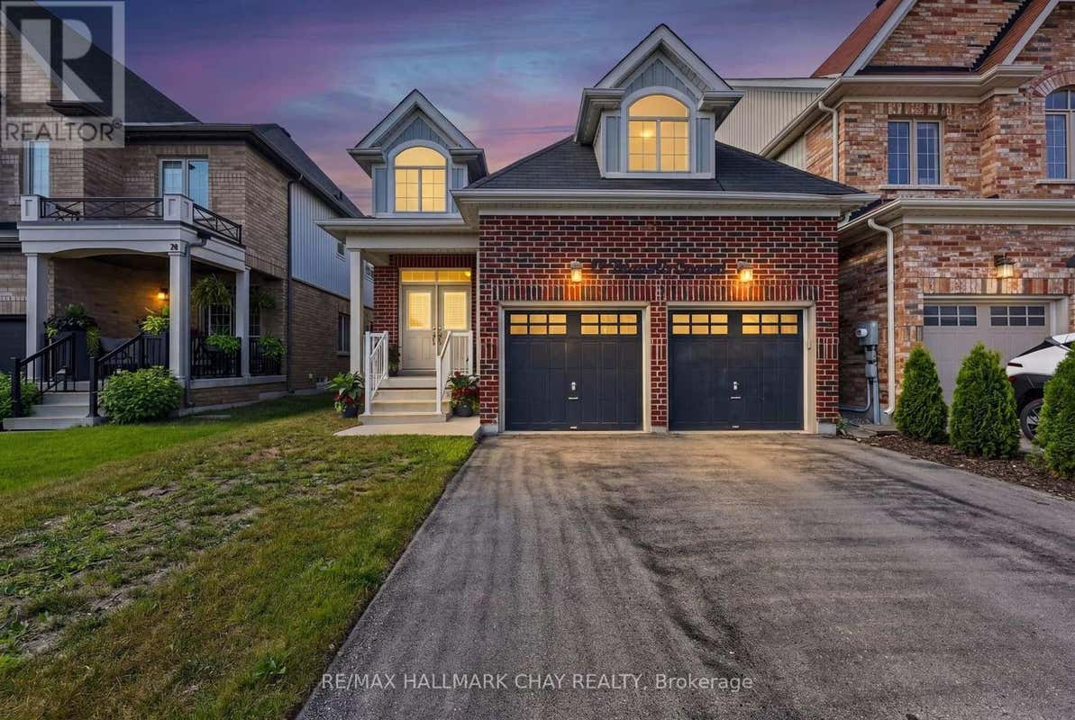72 DECAROLIS CRESCENT