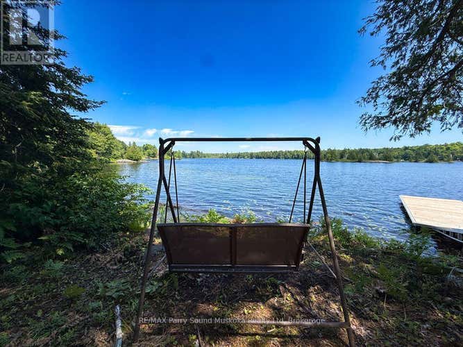 473 NORTH MEADOWCOVE ROAD