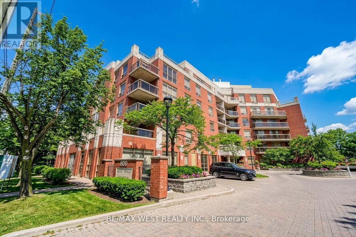 C1 & C3 - 800 SHEPPARD AVENUE W