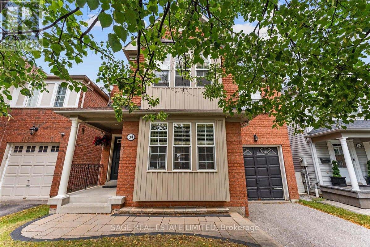 34 MCSWEENEY CRESCENT