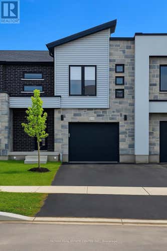 2974 TURNER CRESCENT