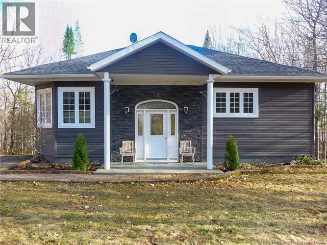 28 Mountain View Crescent