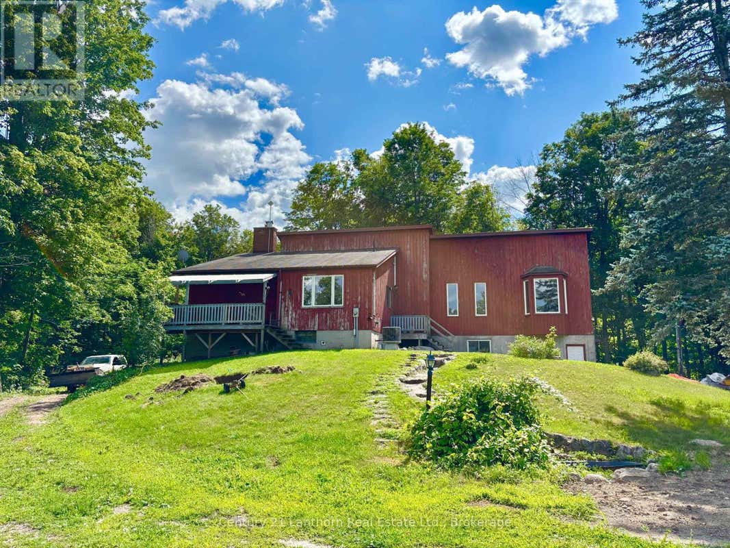 790 CLEARVIEW ROAD