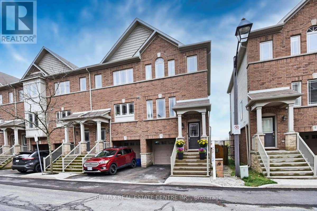 19 25 VIKING DRIVE, Hamilton (Binbrook), ON L0R1C0 House For Sale