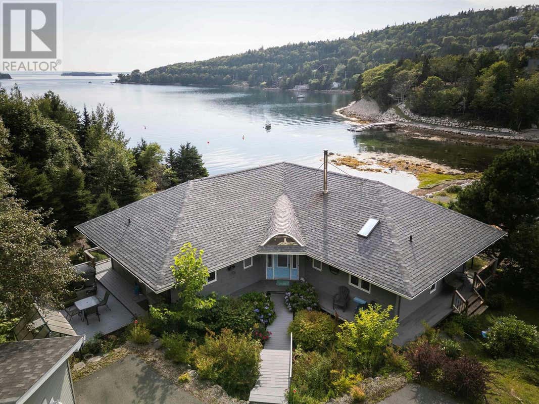 155 Masons Point Road, Head Of St. Margarets Bay, NS B3Z1Y9 House For