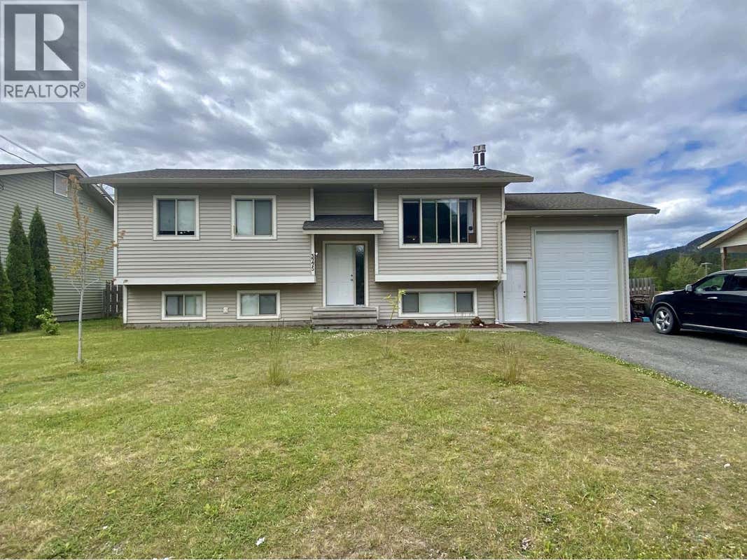 3775 DOBBIE STREET