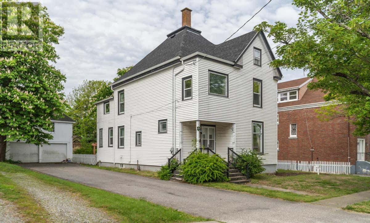 13 PORTER STREET