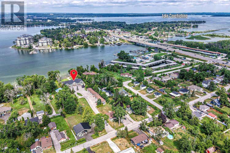 204 - 43 CREIGHTON STREET