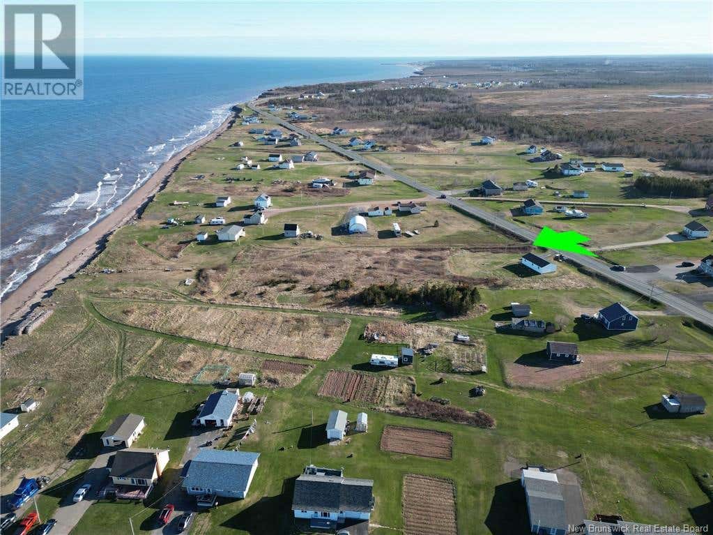 LOT ROUTE 305