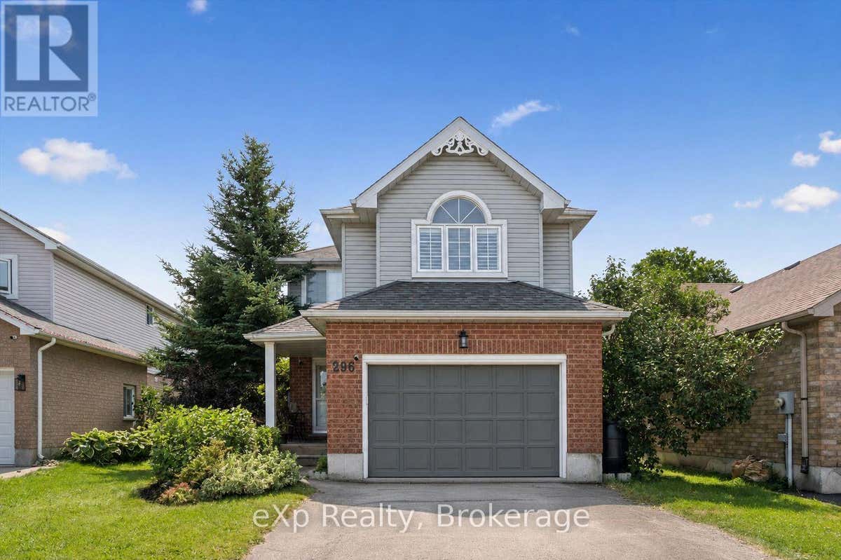 296 TAIT CRESCENT