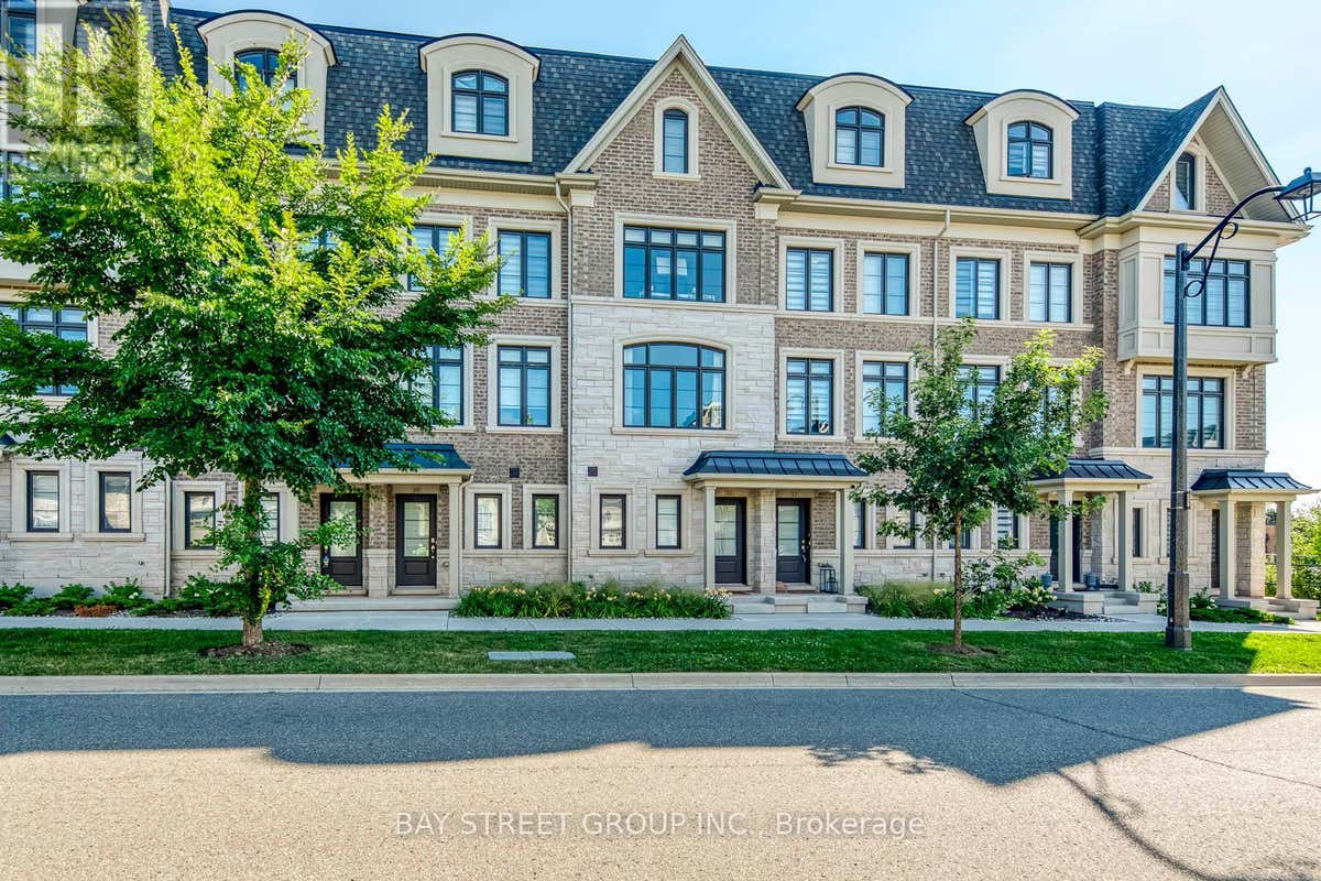 11 - 2119 LILLYKIN STREET