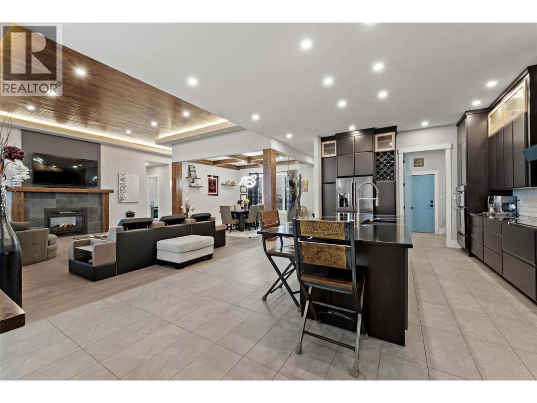 1314 MYRA PLACE