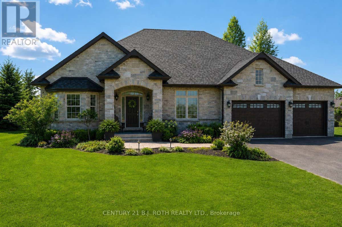 2 ROY HICKLING DRIVE