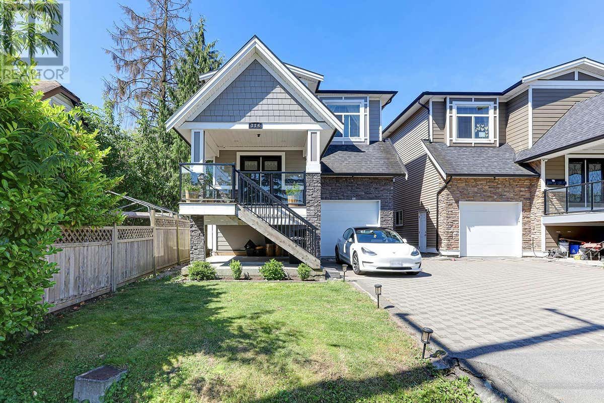 314 JOHNSTON STREET, New Westminster, BC V3M5H5 House For Sale RE/MAX