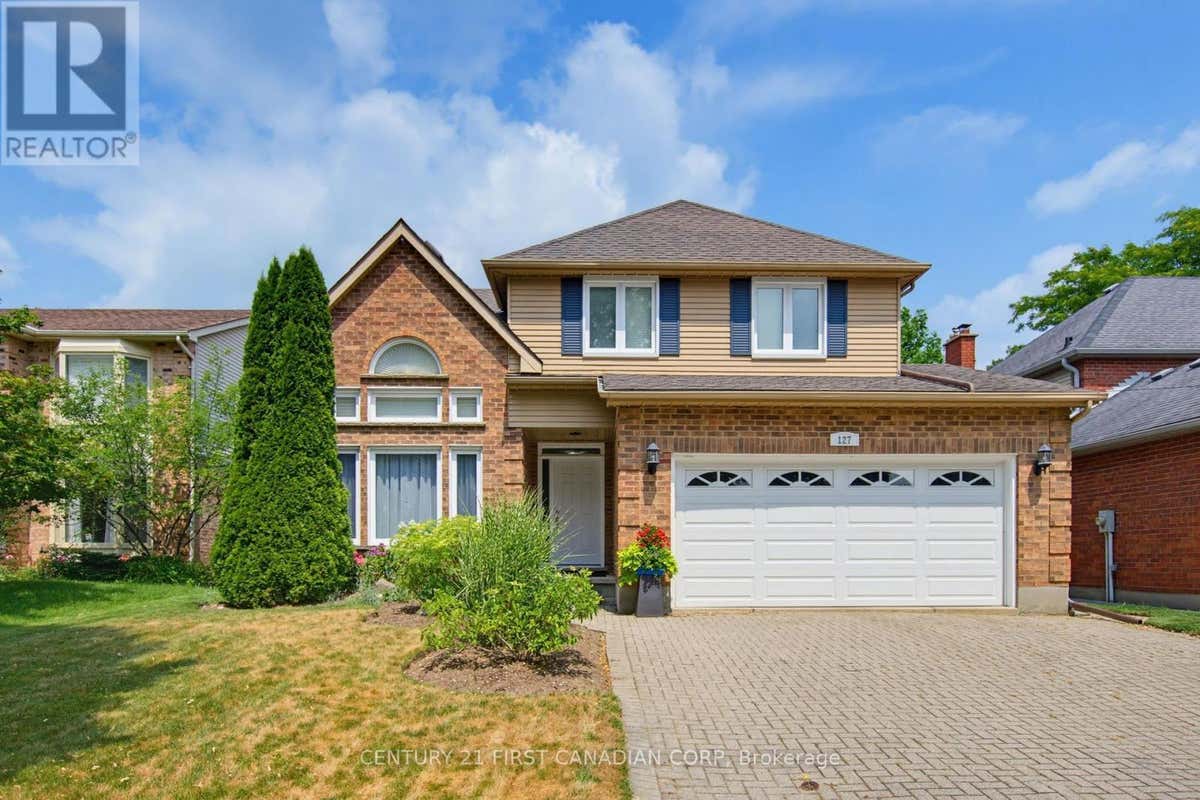 127 CHALFONT CRESCENT