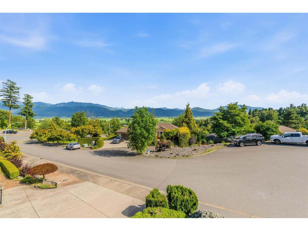 36021 SPYGLASS COURT