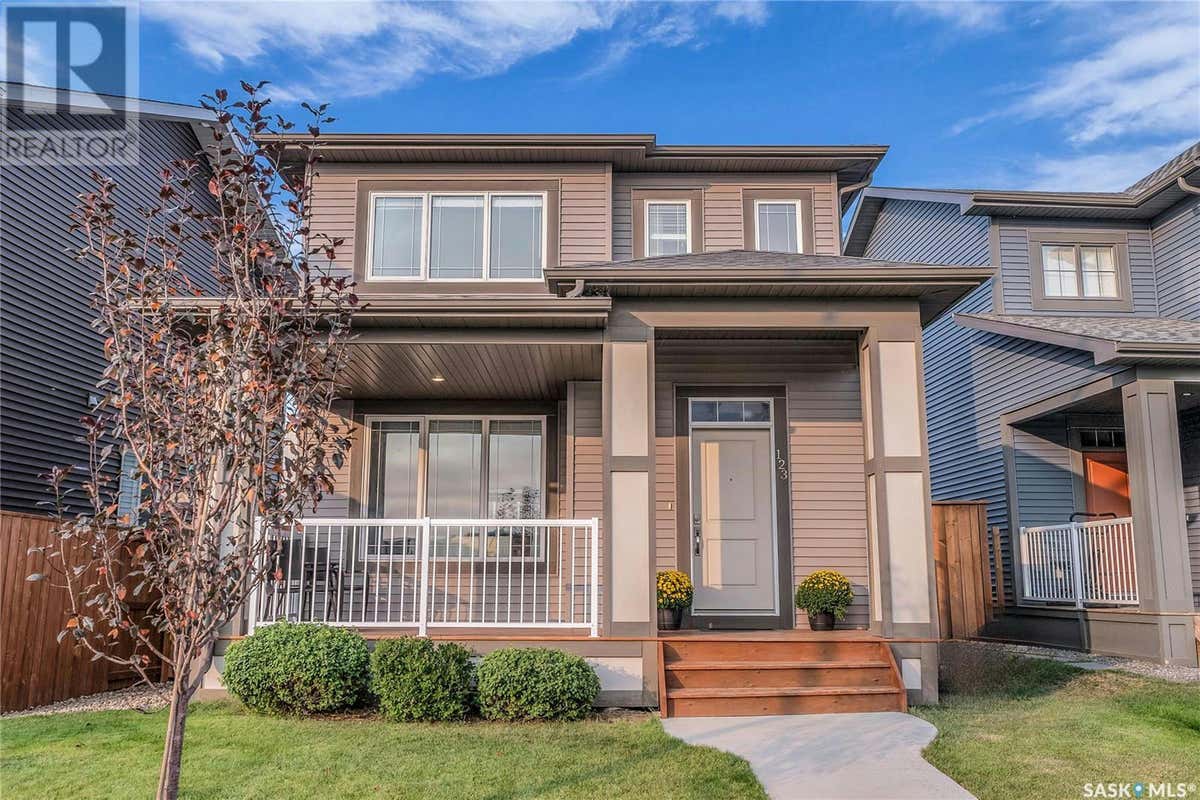 123 Newton WAY, Saskatoon, SK S7V0N6 House For Sale RE/MAX SK983092