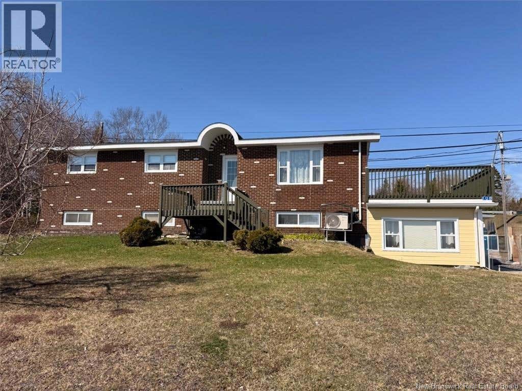 108 BAYBREEZE DRIVE